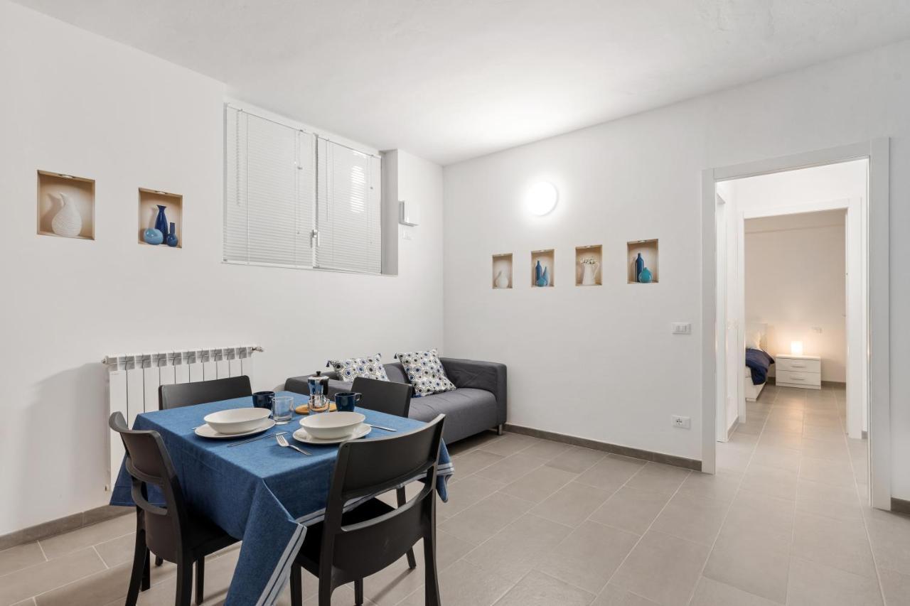 Appartamento Staurenghi Blu - Affitti Brevi Italia Варезе Екстериор снимка